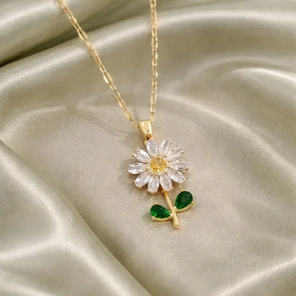 Daisy Gold Green Floral Crystal Necklace - Picture 2 of 4